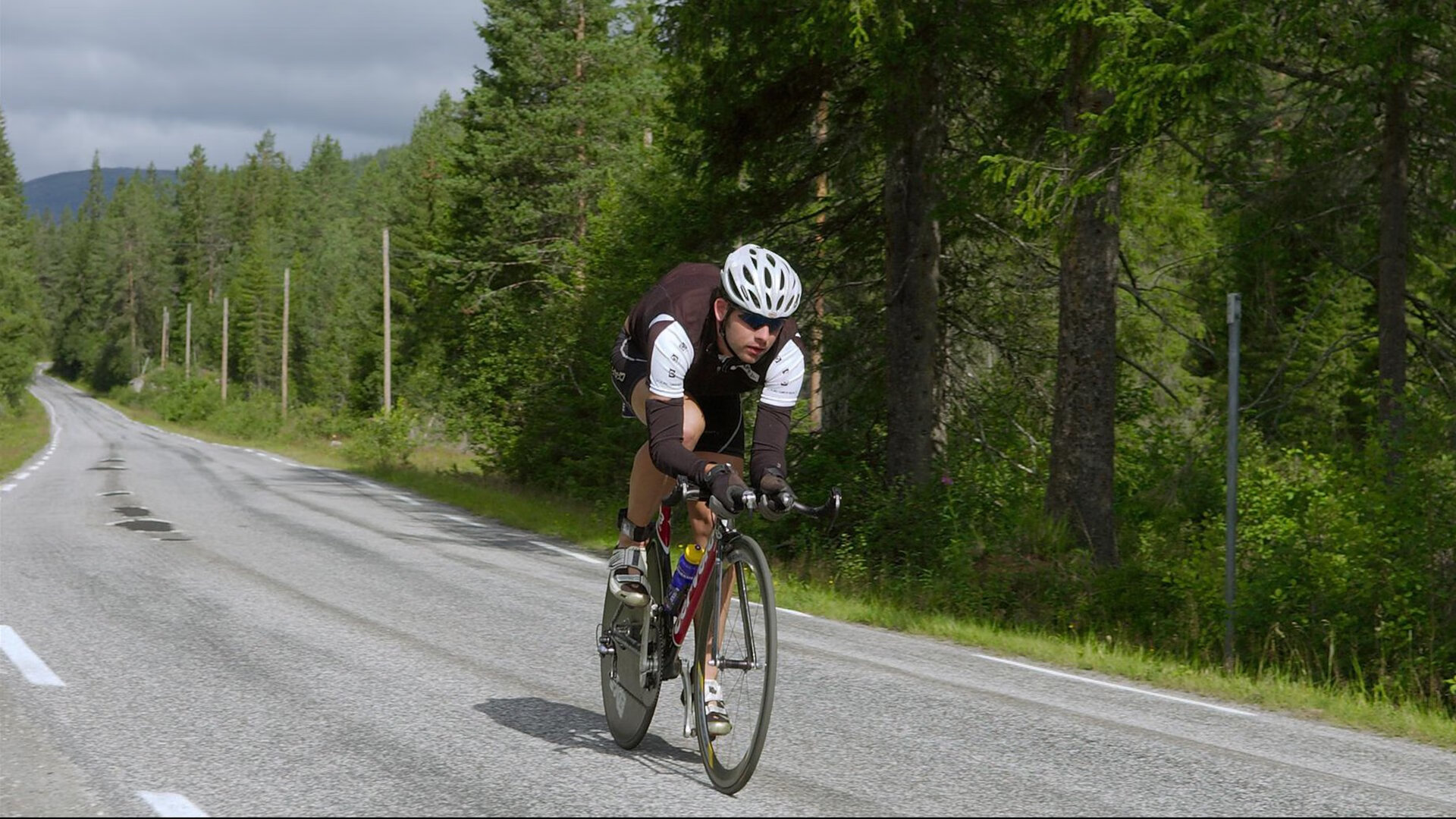 联盟是否应鼓励球员参与纪录片拍摄，联盟是否应鼓励球员参与纪录片拍摄活动