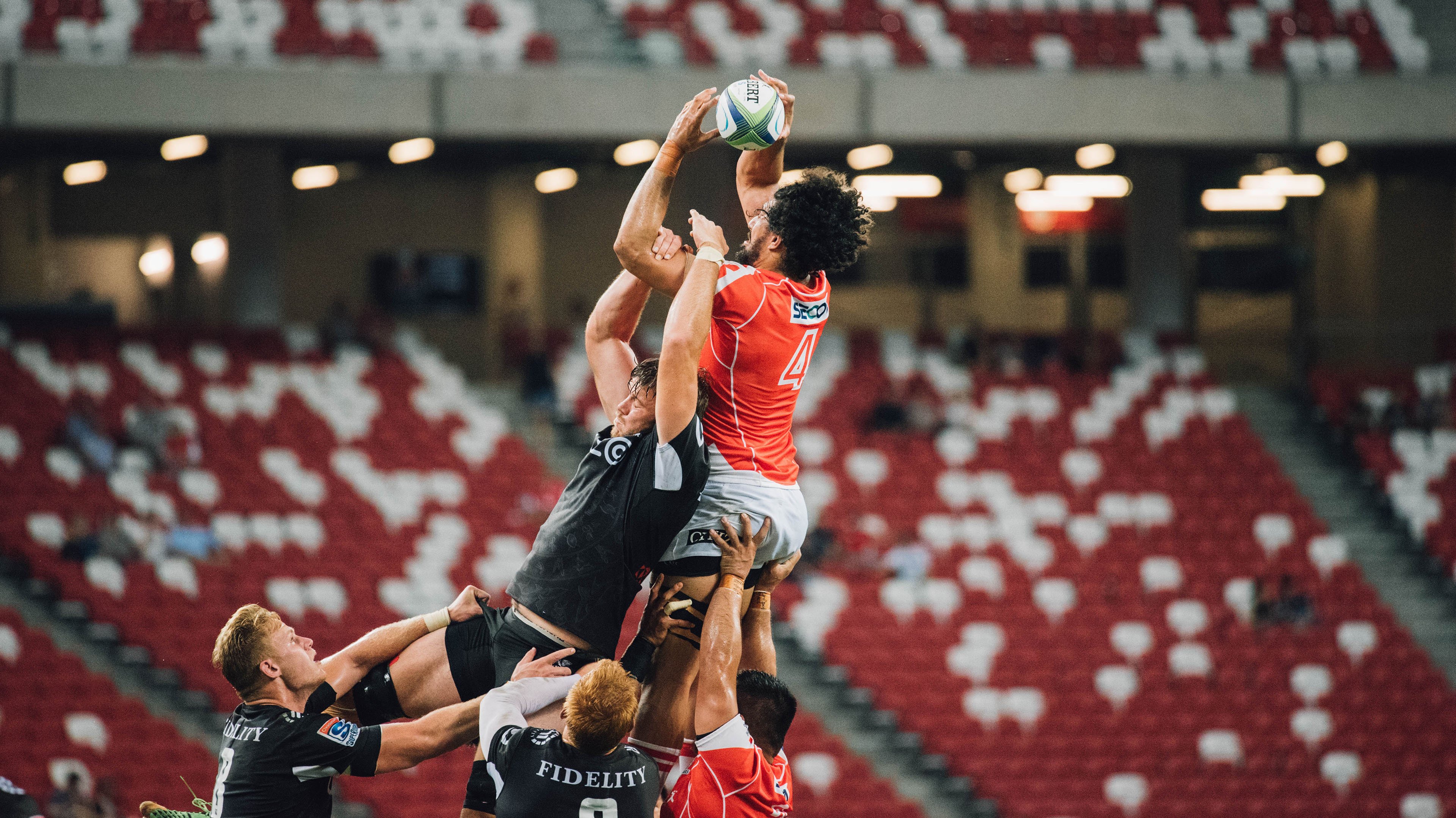 英超赛后深度剖析，教练揭示防守体系调整秘诀，英超防守反击的球队